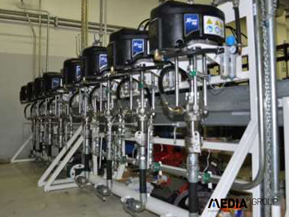 mastic supply / distribution systems